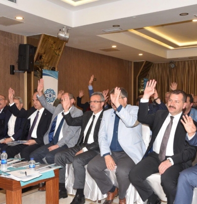 Yağlı Güreş Düzenleyen Kentler Birliği Mayıs ayı Meclis Toplantısı Gebze Belediyesi ev sahipliğinde Kocaeli/Gebze’de gerçekleştirildi.